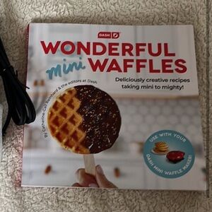 Cook book only for Dash Gingerbread Mini Waffle